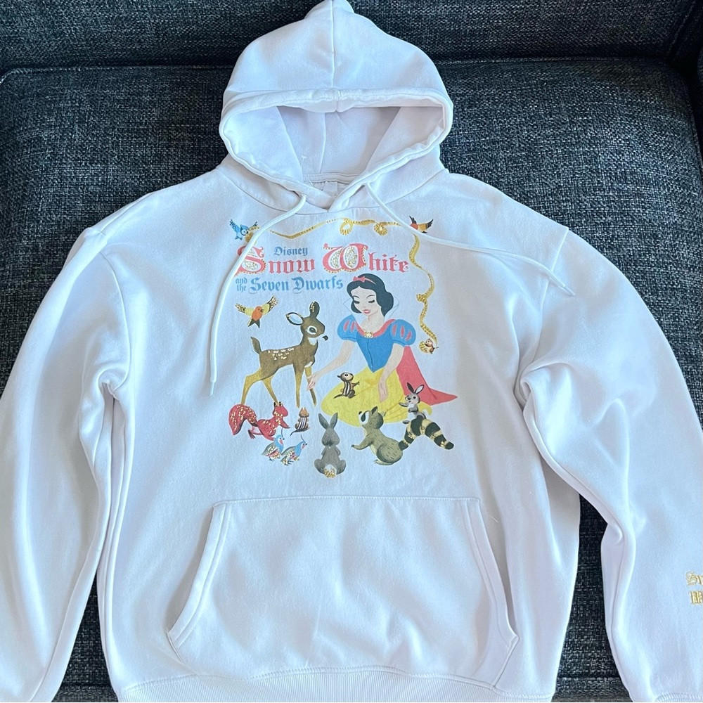 NWOT Women's Character Hoodie- Snow White Size Small